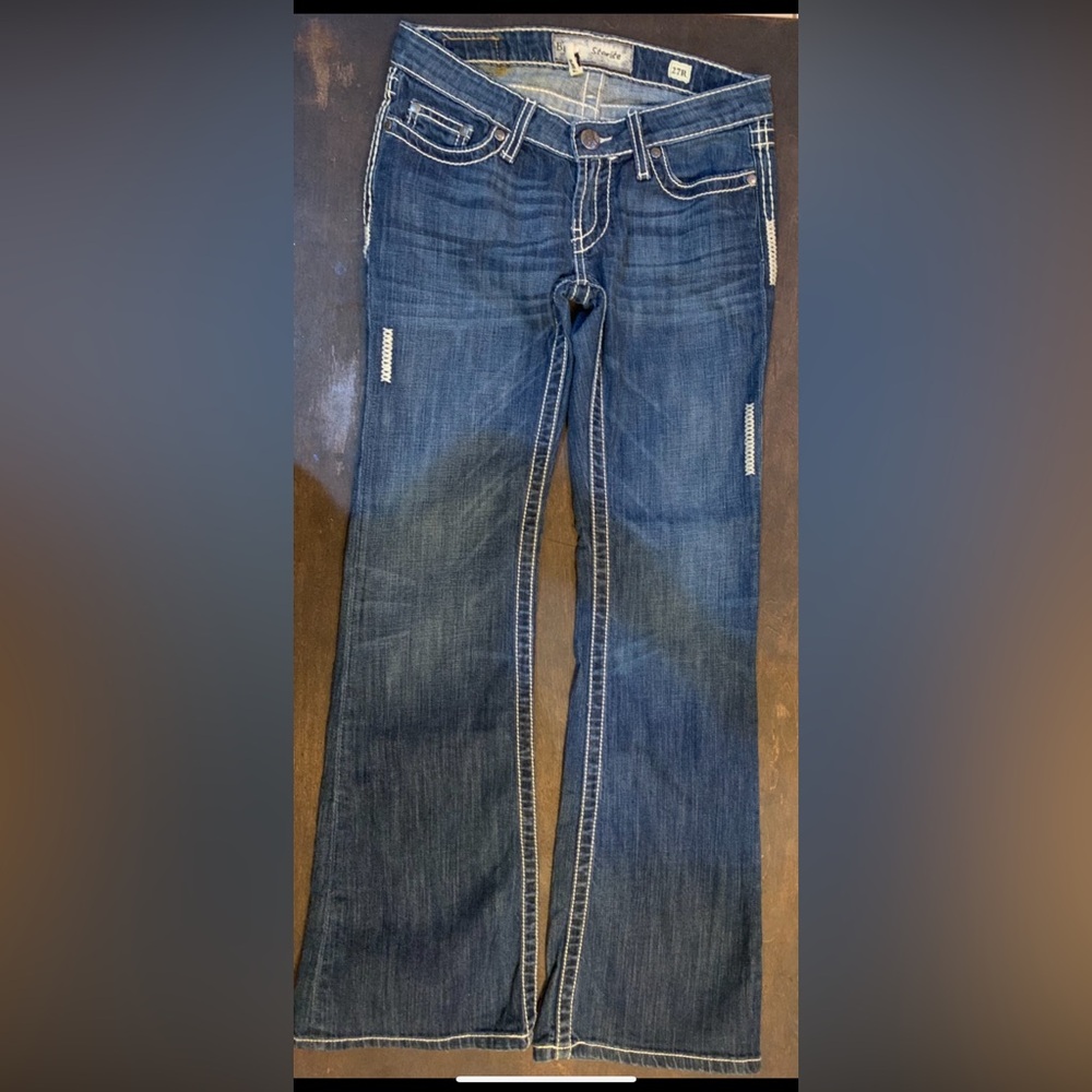 Women’s jeans